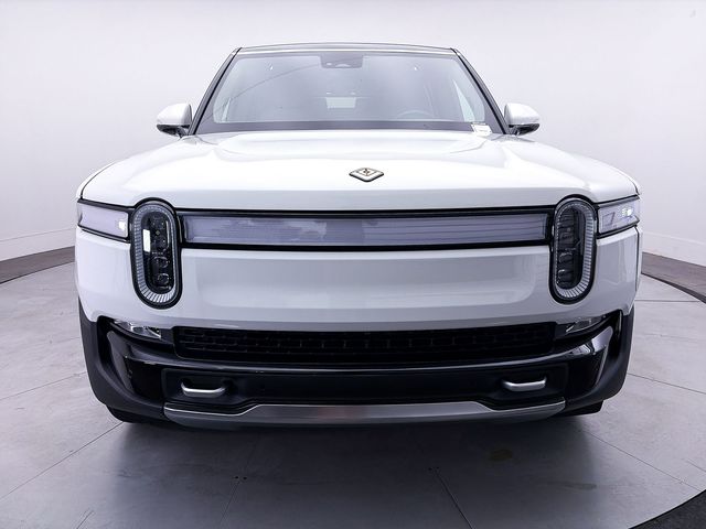 2024 Rivian R1S Adventure