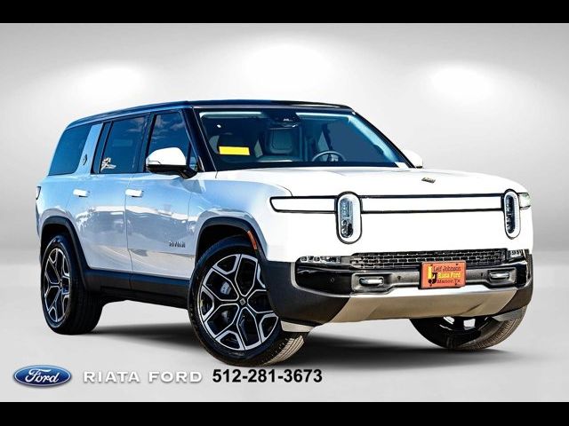 2024 Rivian R1S Adventure