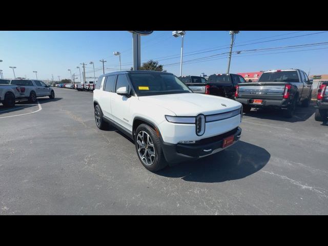 2024 Rivian R1S Adventure