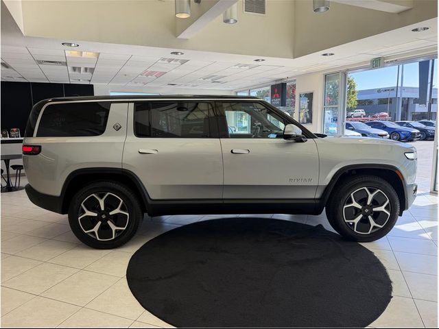 2024 Rivian R1S Adventure