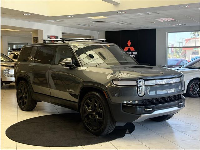2024 Rivian R1S Adventure