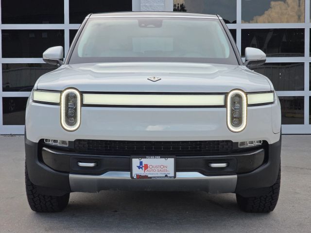 2024 Rivian R1S Adventure
