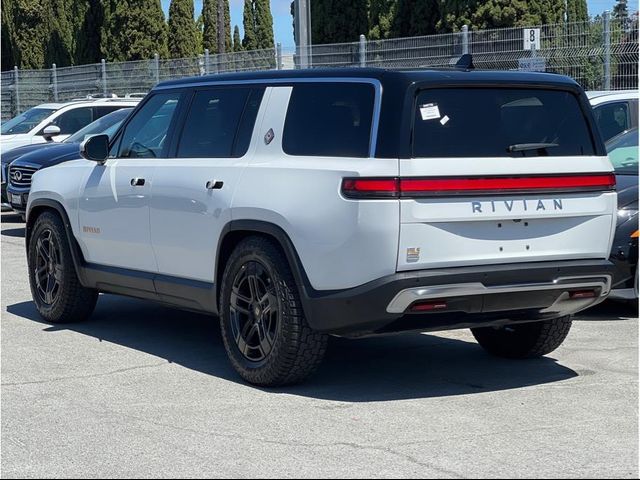 2024 Rivian R1S Adventure