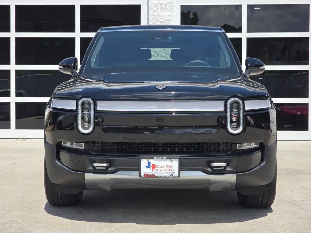 2024 Rivian R1S Adventure