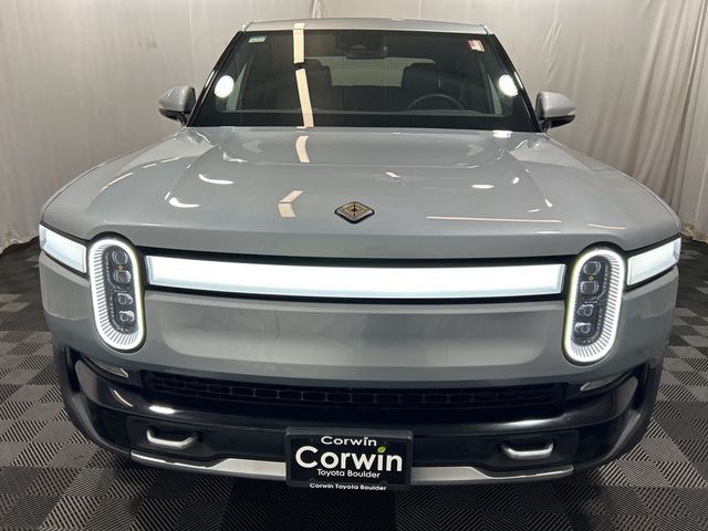 2024 Rivian R1T Adventure