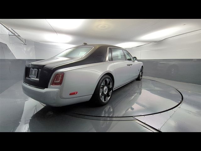 2024 Rolls-Royce Phantom Base