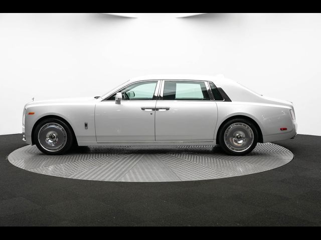 2024 Rolls-Royce Phantom Base