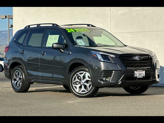 2024 Subaru Forester Premium