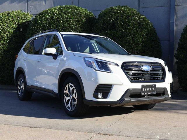 2024 Subaru Forester Premium