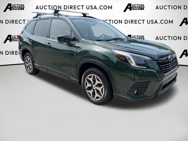 2024 Subaru Forester Premium