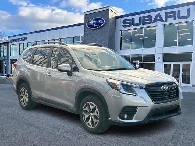 2024 Subaru Forester Premium