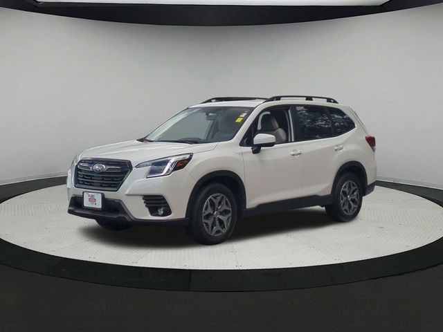 2024 Subaru Forester Premium