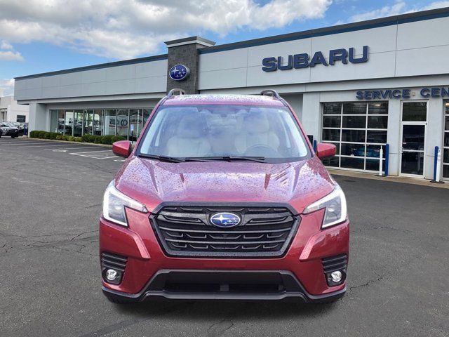 2024 Subaru Forester Premium