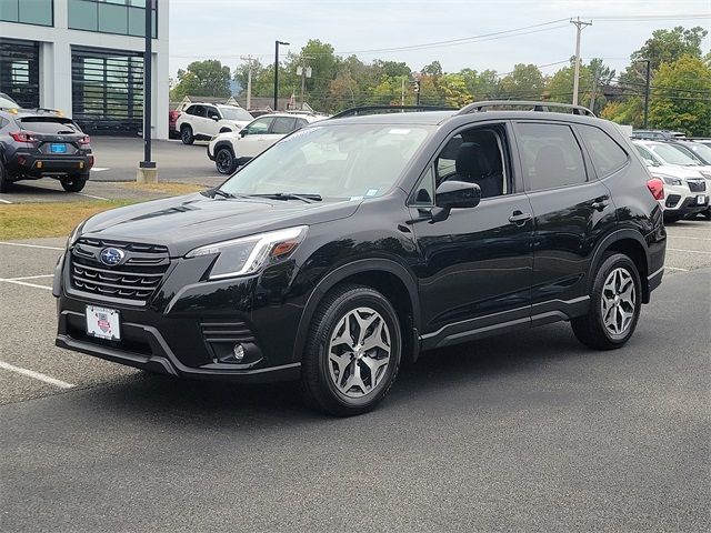 2024 Subaru Forester Premium