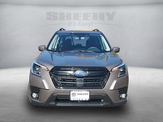 2024 Subaru Forester Premium