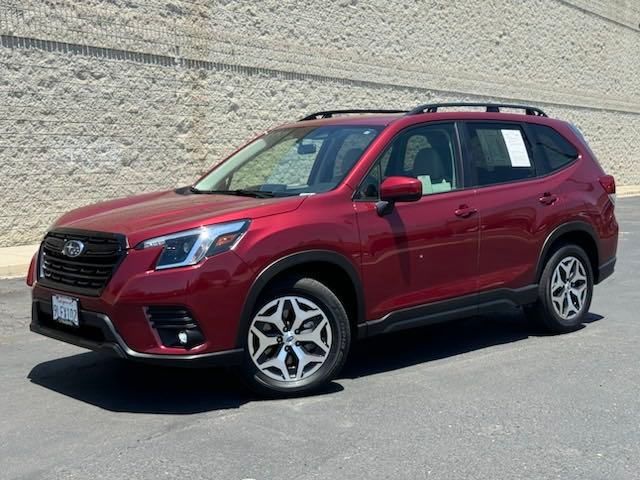 2024 Subaru Forester Premium