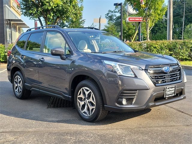 2024 Subaru Forester Premium