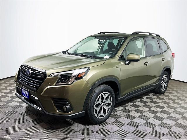 2024 Subaru Forester Premium