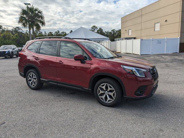 2024 Subaru Forester Premium