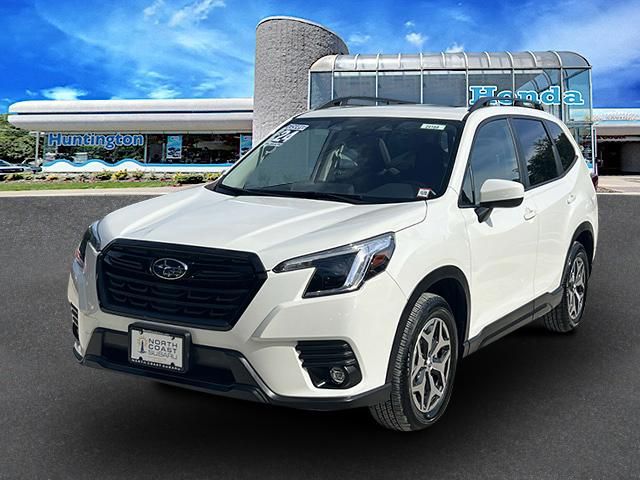 2024 Subaru Forester Premium