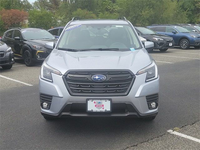 2024 Subaru Forester Premium