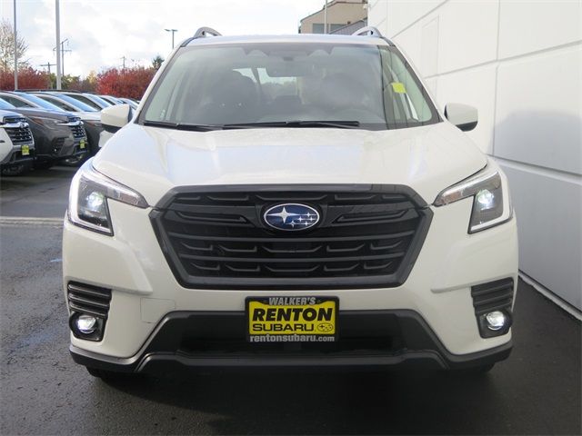 2024 Subaru Forester Premium