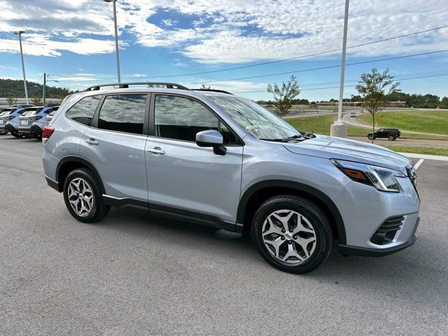 2024 Subaru Forester Premium