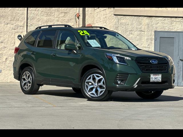 2024 Subaru Forester Premium