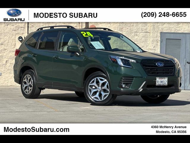 2024 Subaru Forester Premium