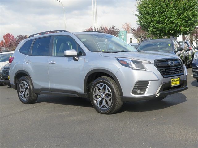 2024 Subaru Forester Premium