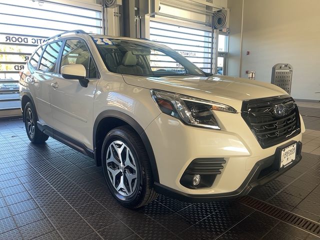 2024 Subaru Forester Premium