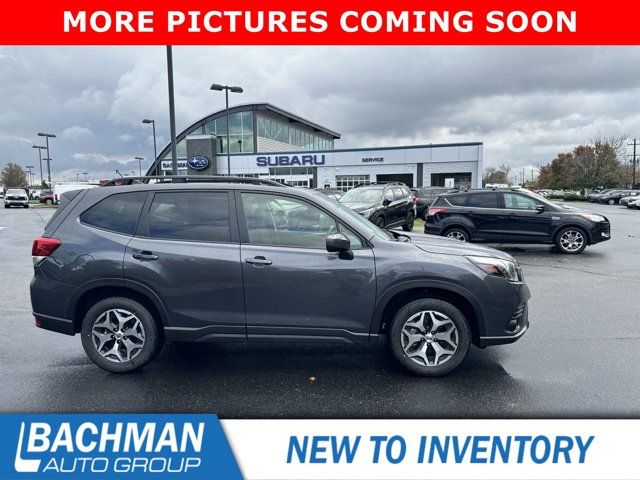 2024 Subaru Forester Premium