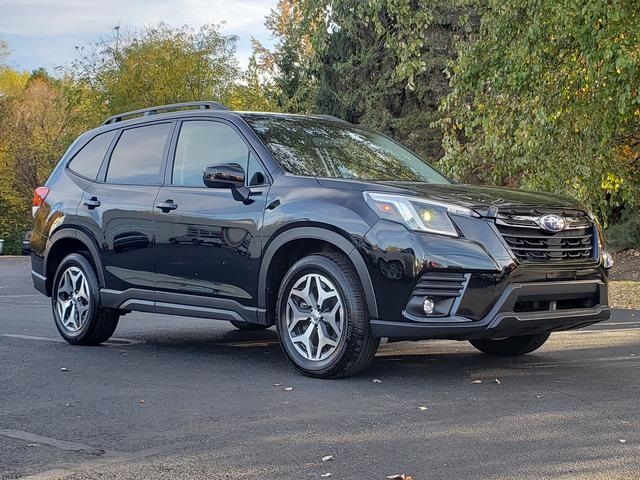 2024 Subaru Forester Premium