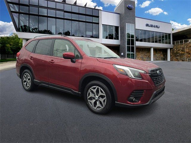 2024 Subaru Forester Premium