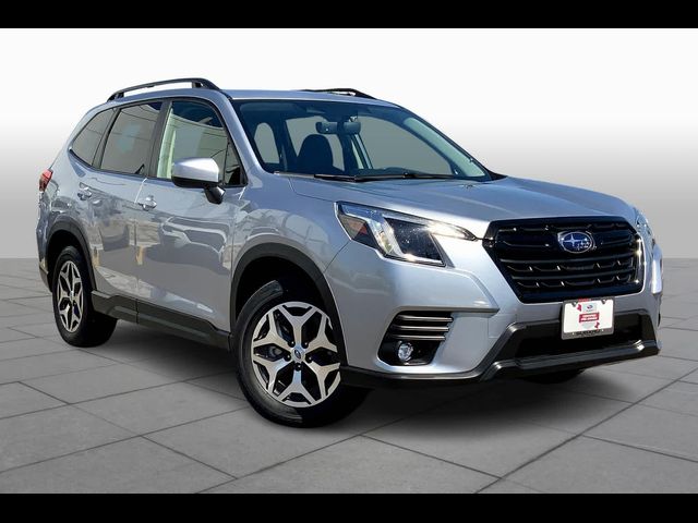 2024 Subaru Forester Premium