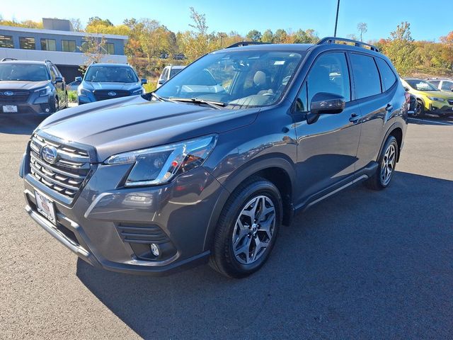 2024 Subaru Forester Premium