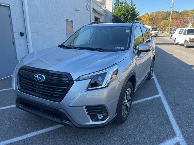 2024 Subaru Forester Premium