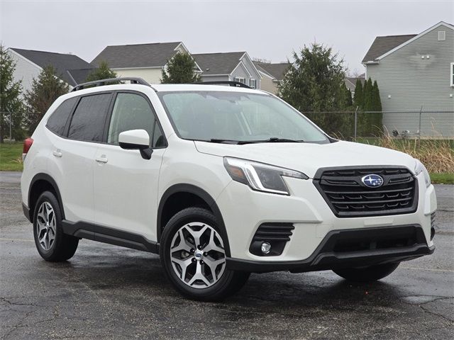 2024 Subaru Forester Premium