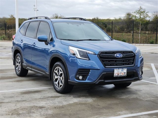 2024 Subaru Forester Premium