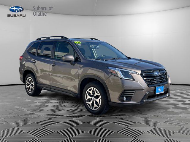 2024 Subaru Forester Premium