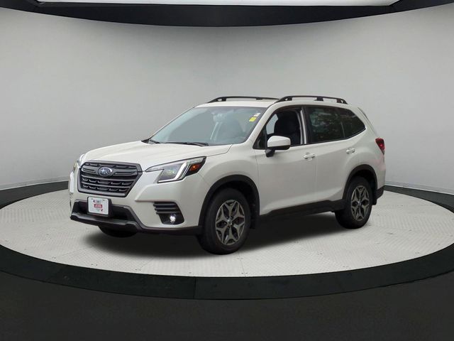 2024 Subaru Forester Premium