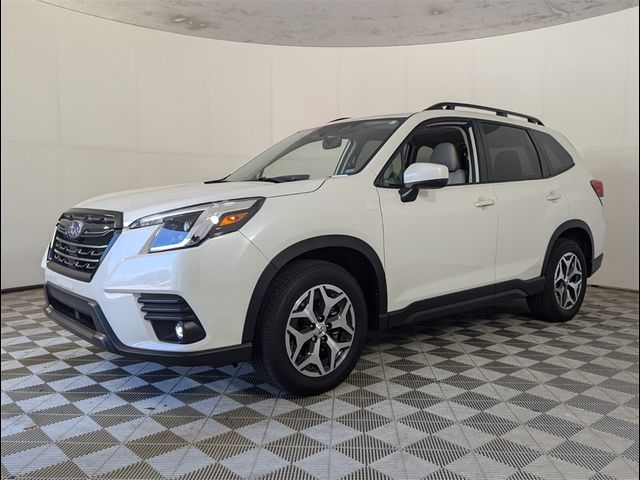 2024 Subaru Forester Premium