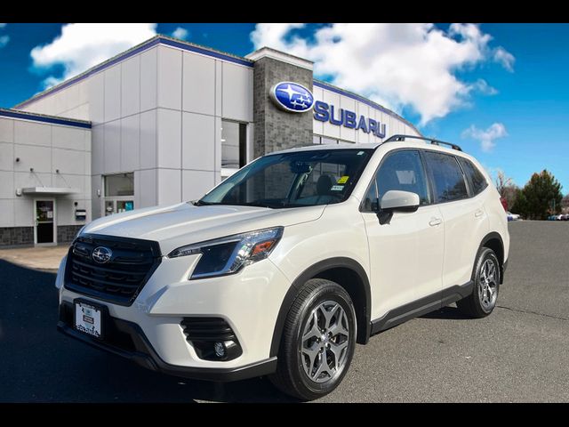 2024 Subaru Forester Premium