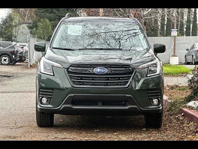 2024 Subaru Forester Premium