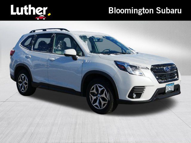 2024 Subaru Forester Premium