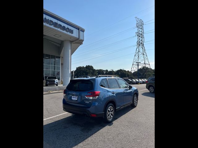 2024 Subaru Forester Premium