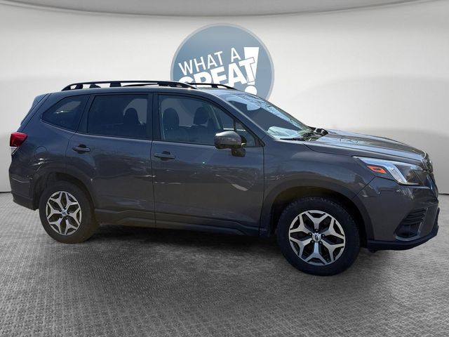 2024 Subaru Forester Premium