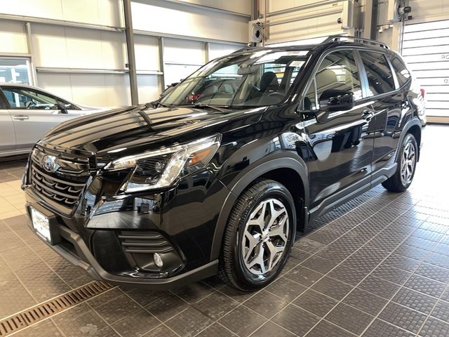 2024 Subaru Forester Premium