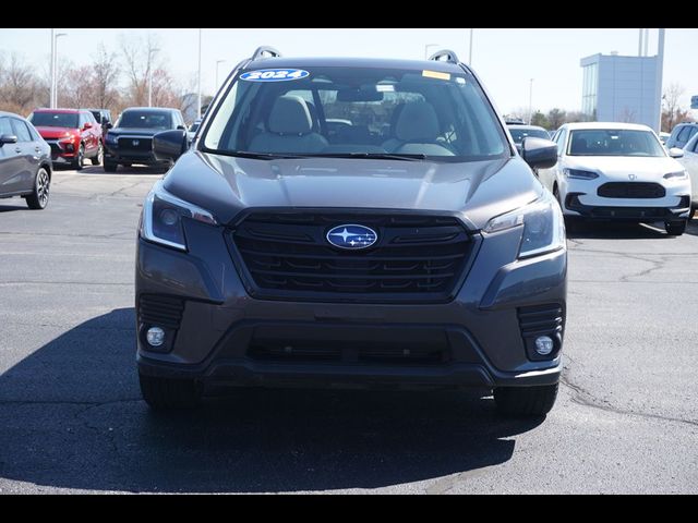 2024 Subaru Forester Premium