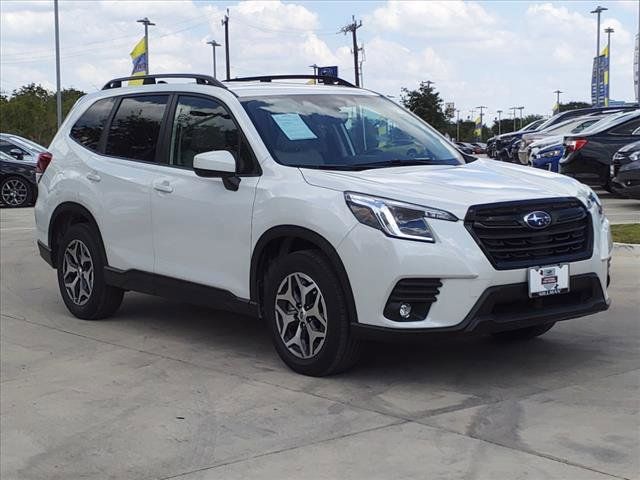 2024 Subaru Forester Premium